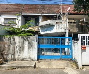 ทาวน์เฮ้าส์ ขาย ราคาต่ำกว่าตลาด ใกล้ทางด่วนเฉลิมมหานคร ย่านอ่อนนุช/พระโขนง บ้านทาวน์เฮาส์สุขุมวิท สุขุมวิท56